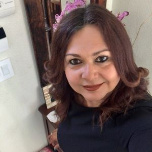 Meet your Posher, Araceli